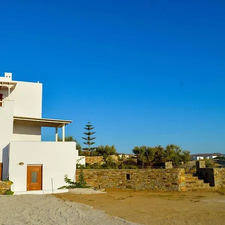 Iokasti * Plaka (Naxos)