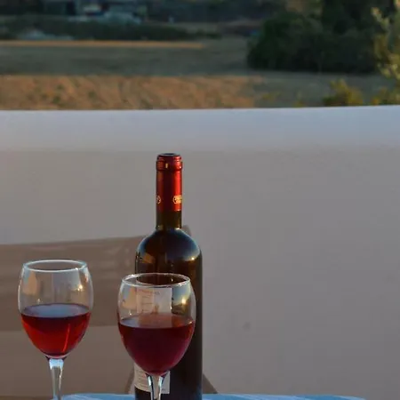 Villa Iokasti Plaka (Naxos)
